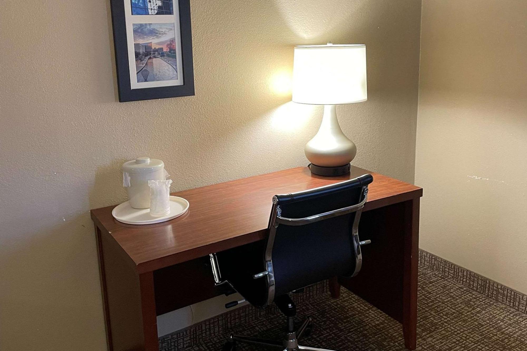 Comfort Inn Indianapolis South I-65 Buitenkant foto